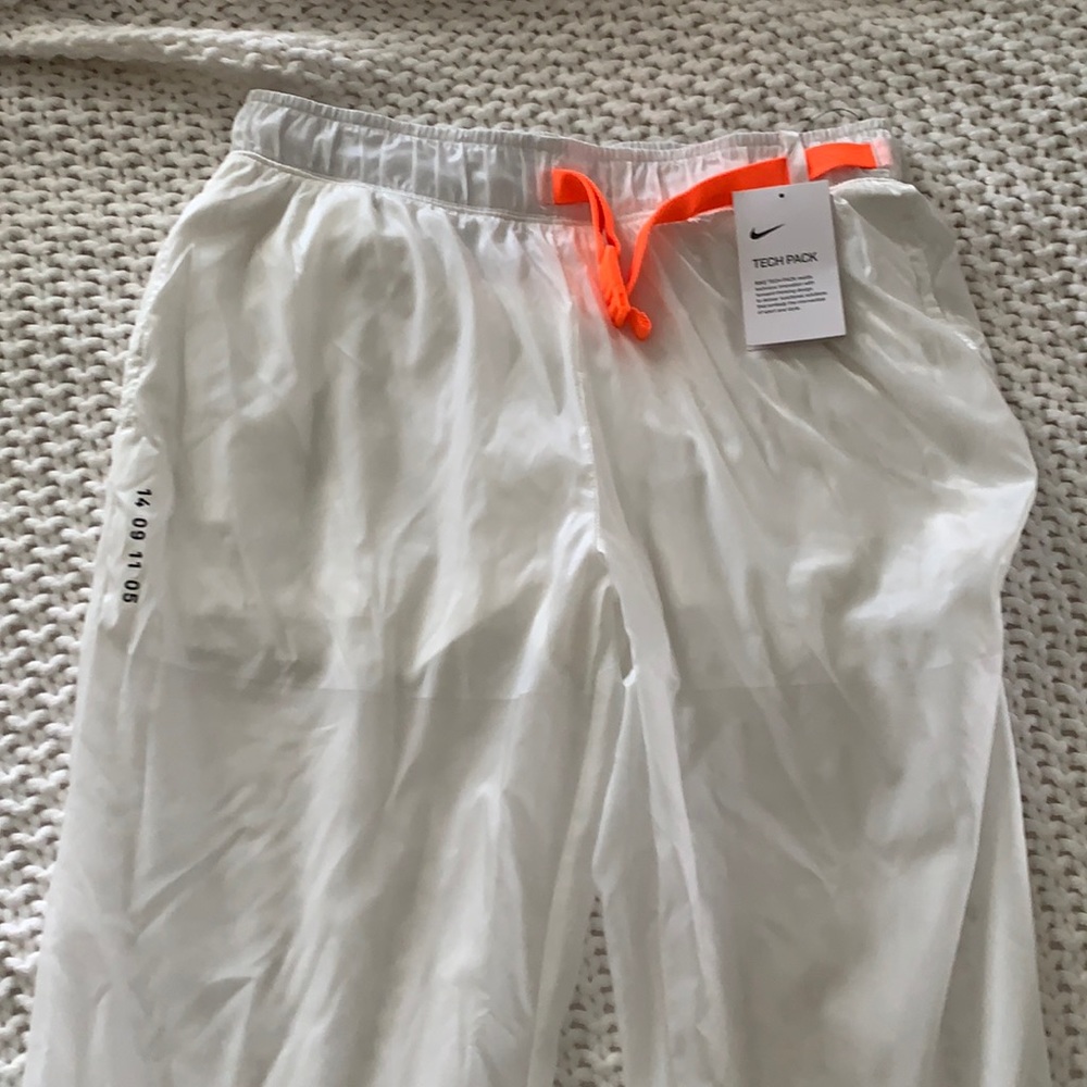 White sheet Nike Tech joggers - NWT